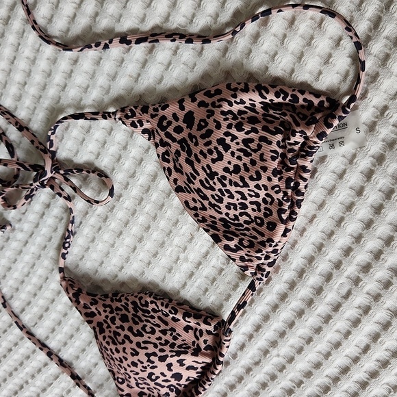 Bikini animal print top beach vacation - Picture 2 of 6